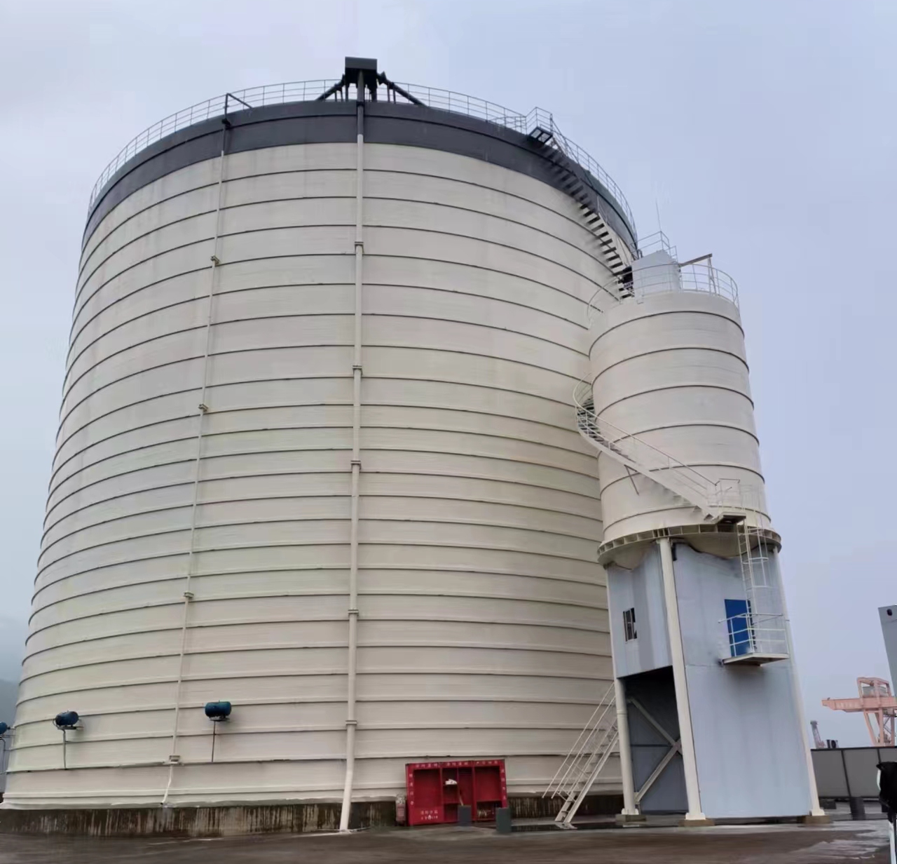 石首10万吨水泥钢板库